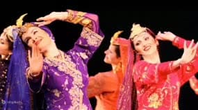 تصویر کاور برای: آهنگ آذری شاد برای جشن‌های عروسی - رقص و شوق در هر نت!